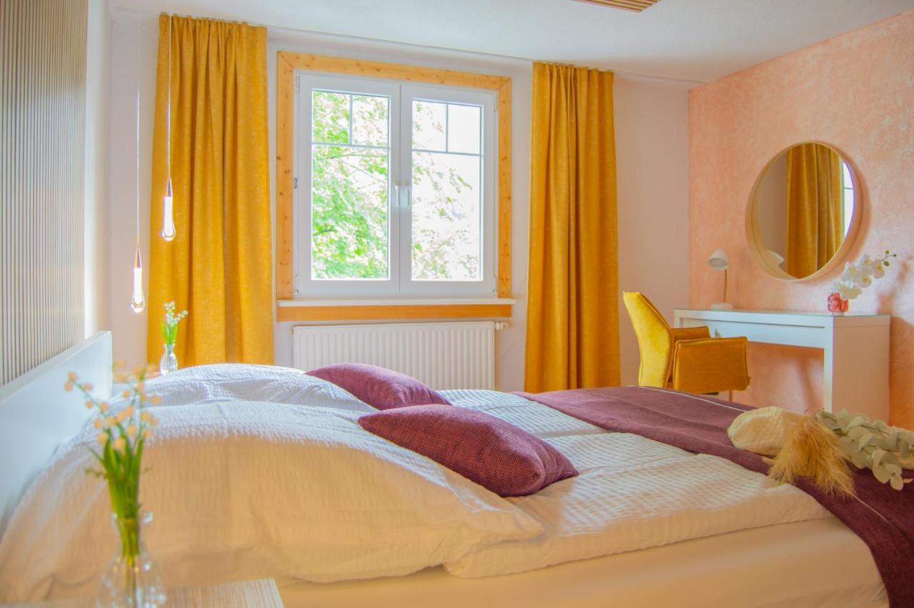 Wellnessoase Mitten In Triberg Triberg im Schwarzwald Exterior foto